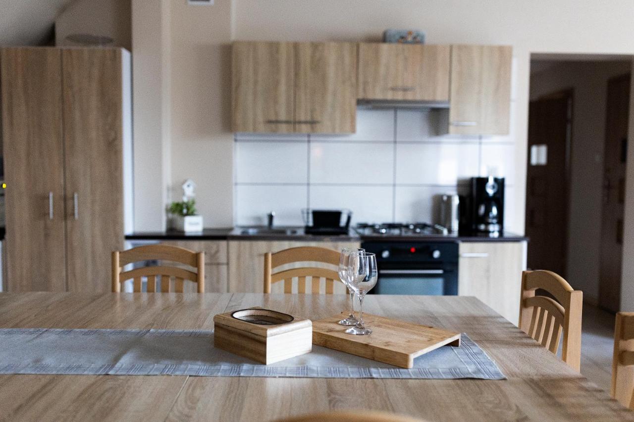 Rodzinny Apartament Folker แวงก์เยียร์สกา กูร์กา ภายนอก รูปภาพ
